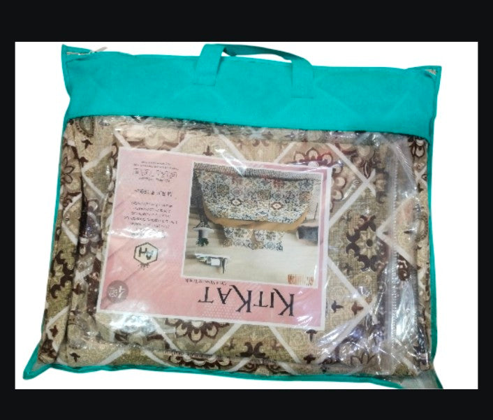 4 PCS KITKAT COMFERTER SET